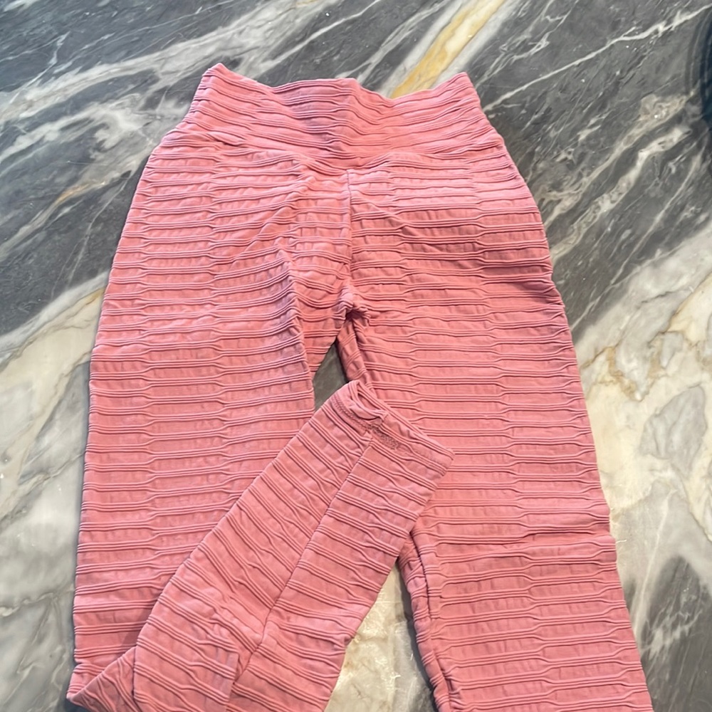 Pink leggings